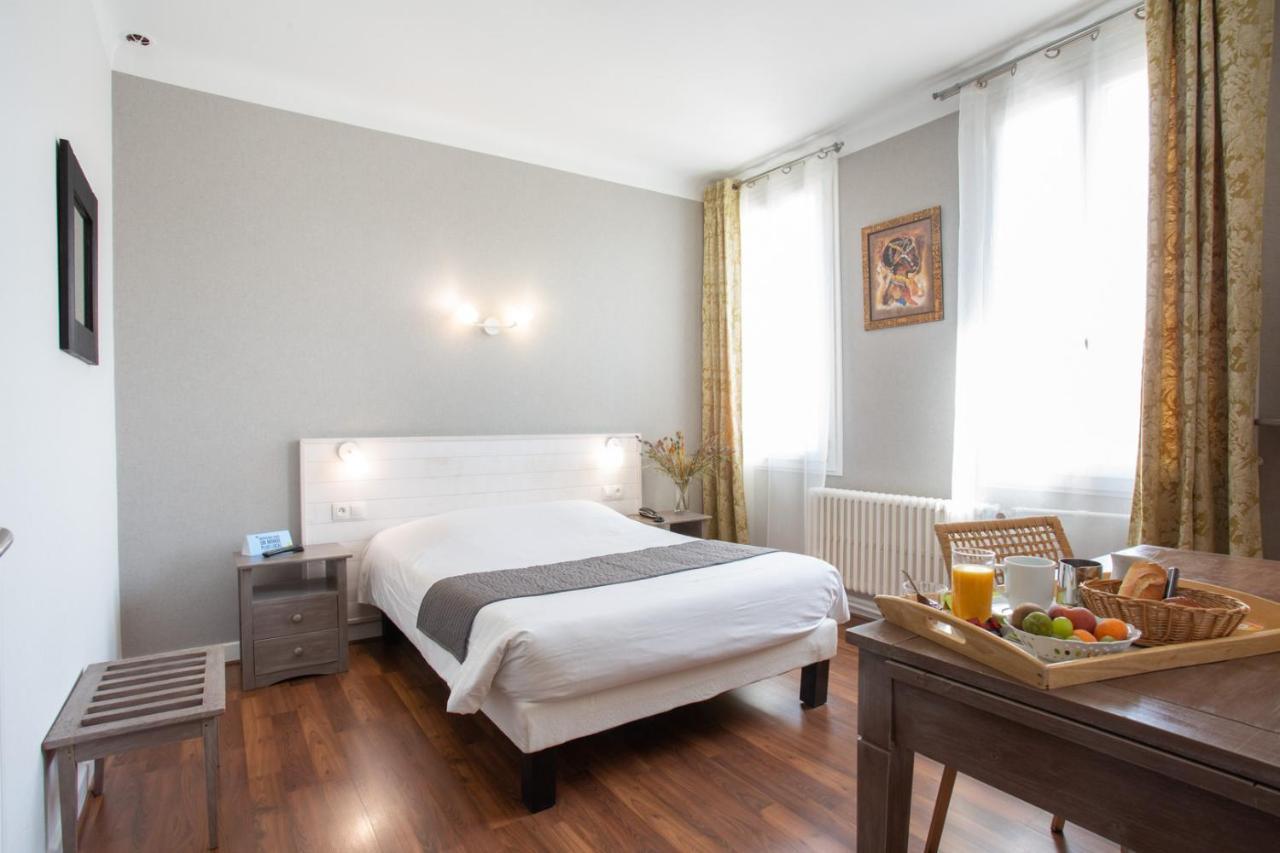 Logis Hotel L'Occitan 2 Etoiles Gaillac Exterior photo